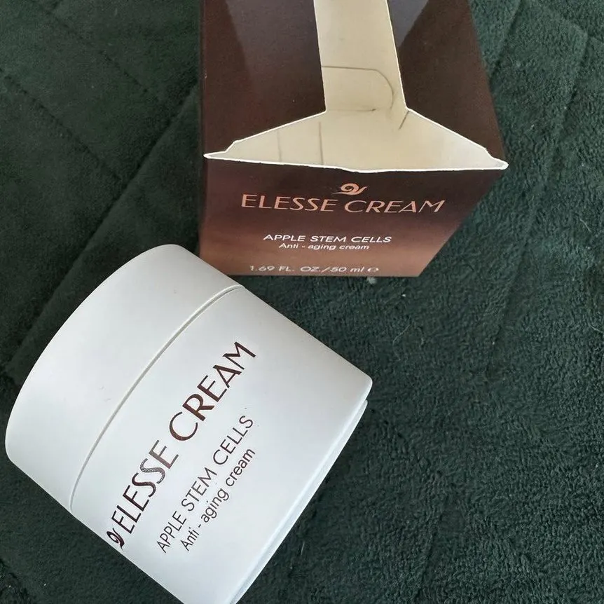 Elesse Cream — φωτό συσκευασίας 1