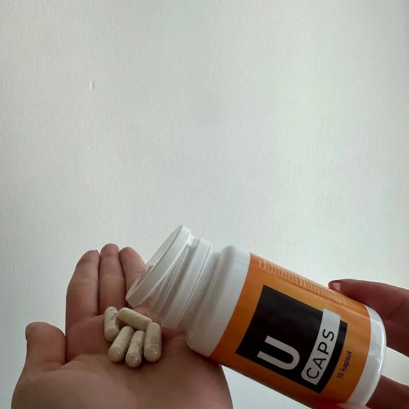 U Caps — slika pakovanja 1
